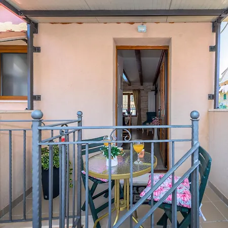 Apartamento Diva 2,stylish Old Town Near